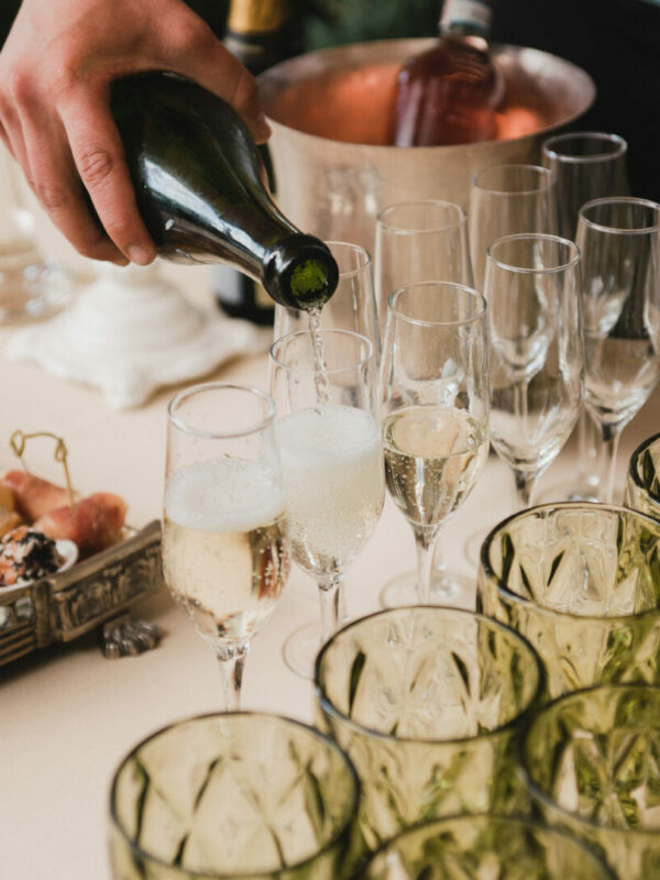 catering-banquet-table-at-the-wedding-reception-2023-11-27-05-00-28-utc Norman Human: Renowned Pasta Chef in Cape Town